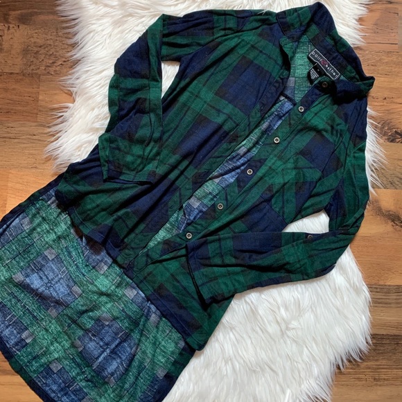 American Eagle Outfitters Tops - ❤️FREE FLANNEL❤️